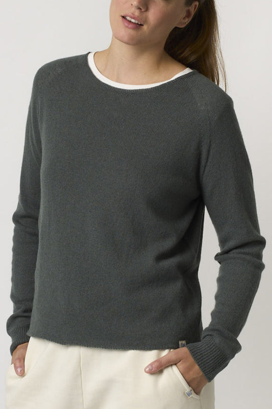 Good Basics Women's Crew Neck Pullover, Relaxed Fit