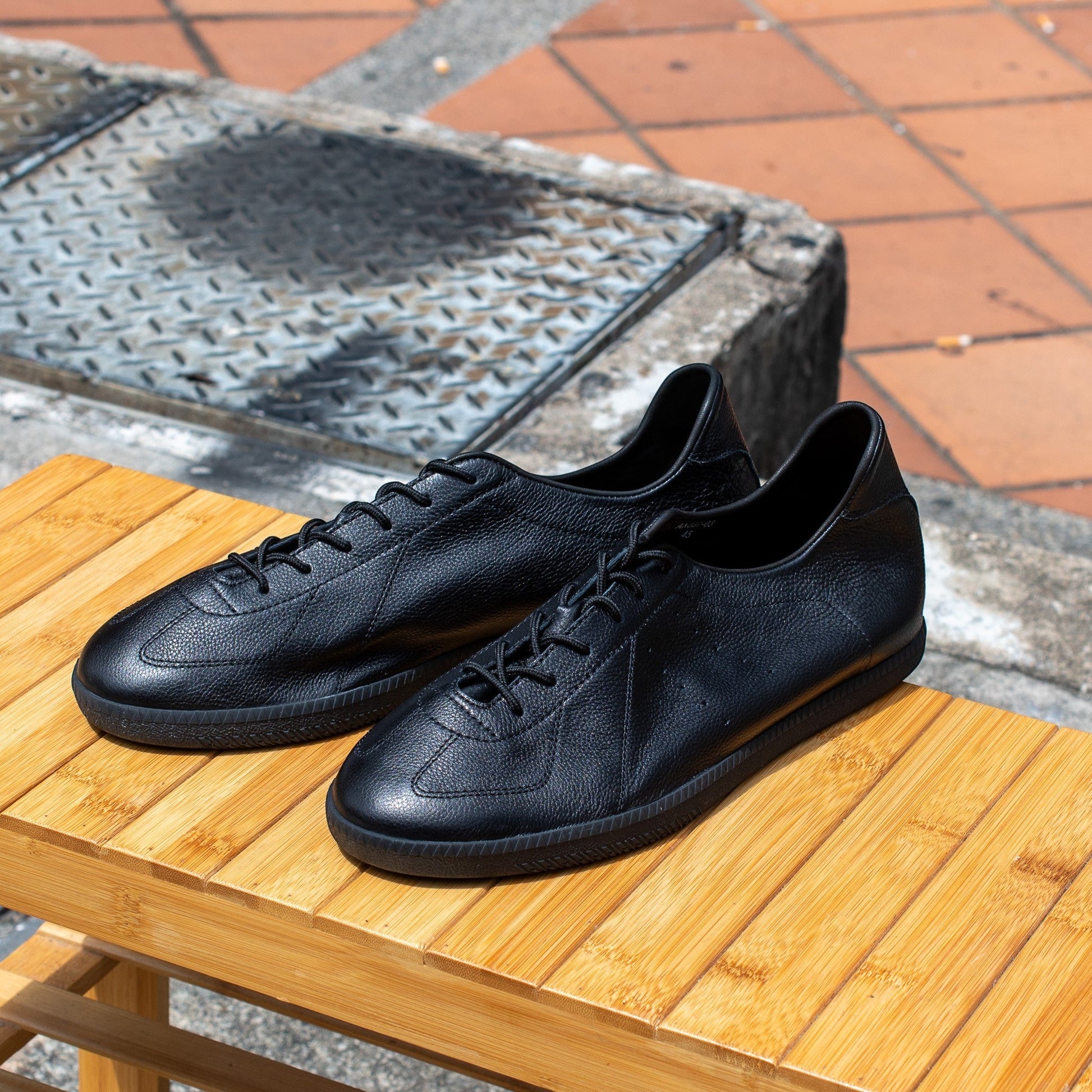 Black Leather Unlined GAT Sneakers - Yeossal