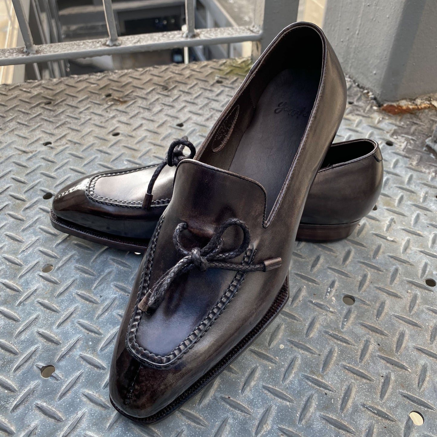Minden Split - Toe Loafer Shoes - Yeossal & Co